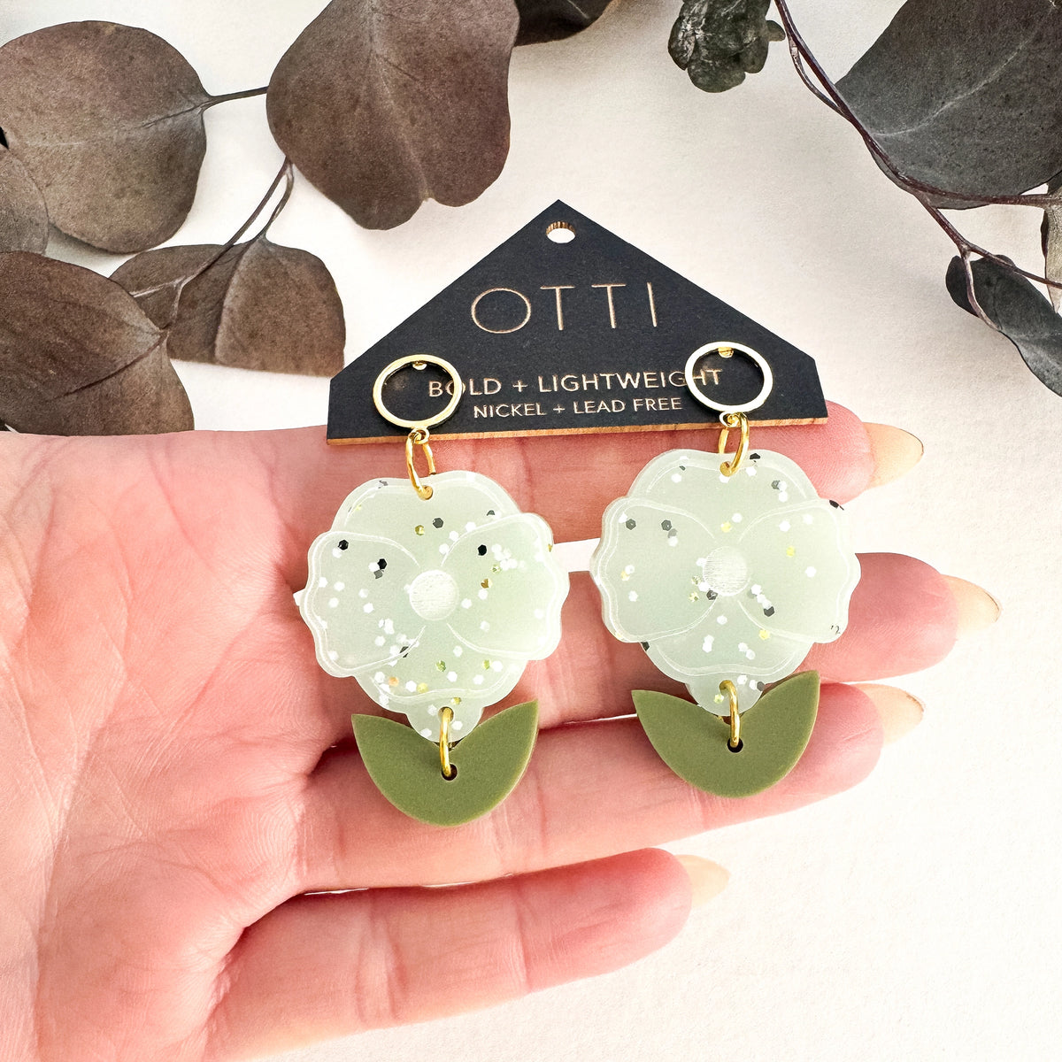 Petite Poppy Earrings: Mint