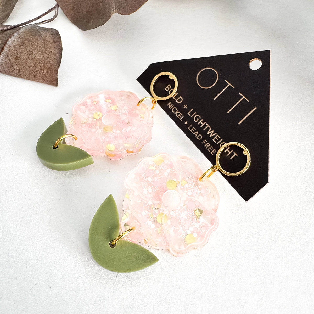 Petite Poppy Earrings: Pink
