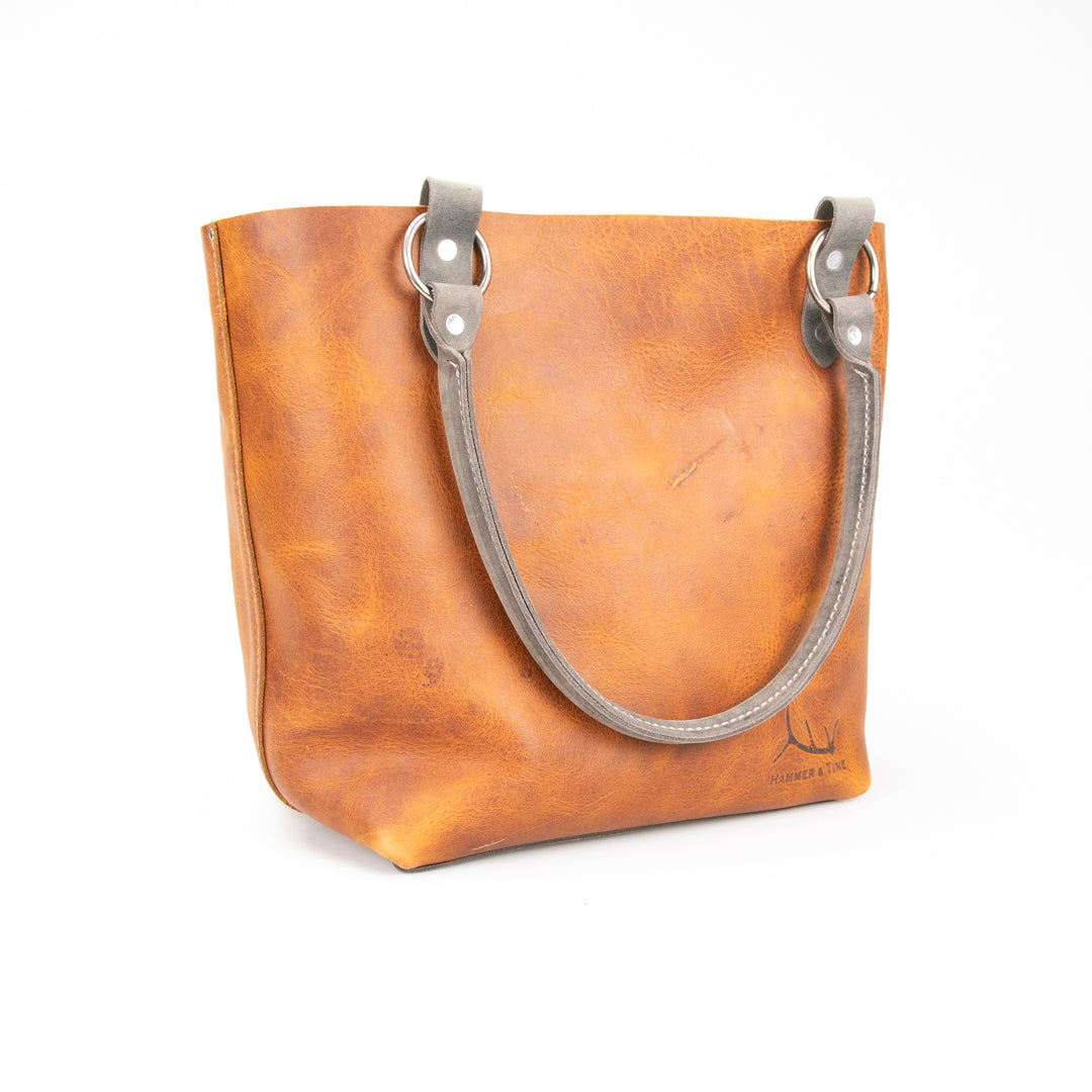 LARGE LEATHER TOTE
