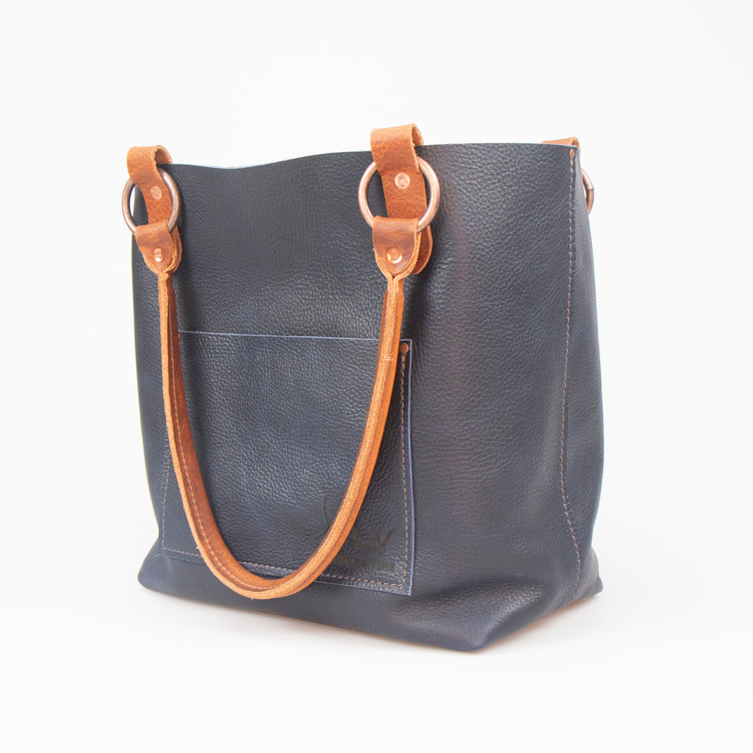 LARGE LEATHER TOTE