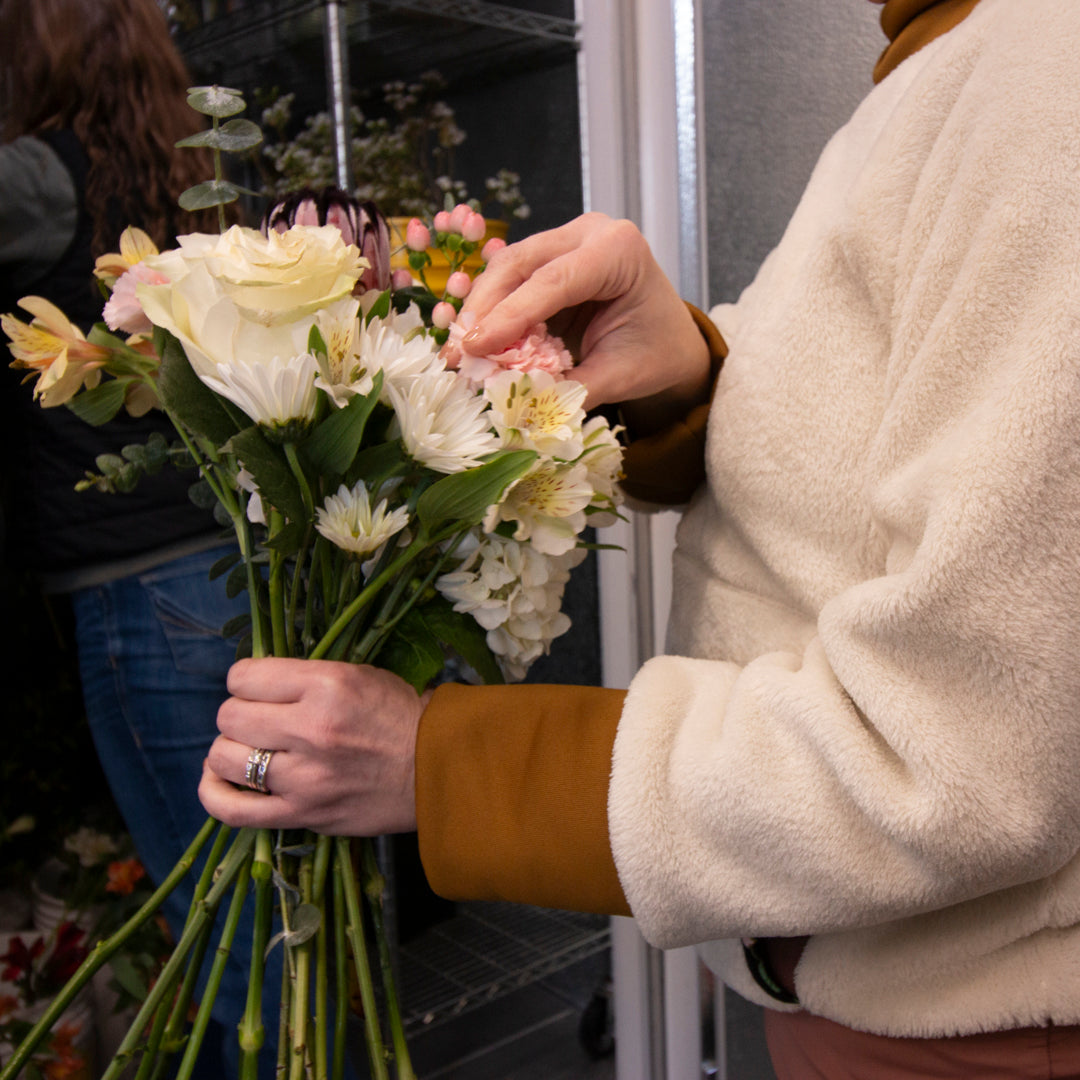 Ella Roo+ | Frosted Petal