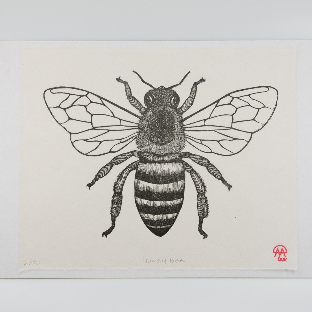 Bee in the Garden” (Detailed Pencil Drawing) – Magniscape